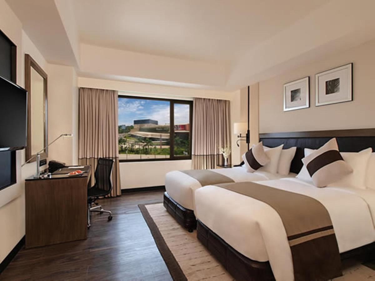 Seda Abreeza Hotel Davao Экстерьер фото